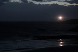 Phare de Kerorvan depuis plage de Portez